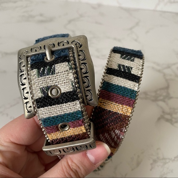 Vintage Elite | Blue Woven Fabric Tapestry Belt - Picture 4 of 11